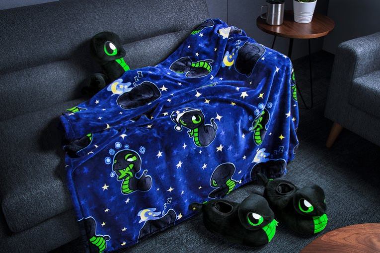 Razer pavara vienos spalvos sneki snek vilnos antklodė ZNZXF202