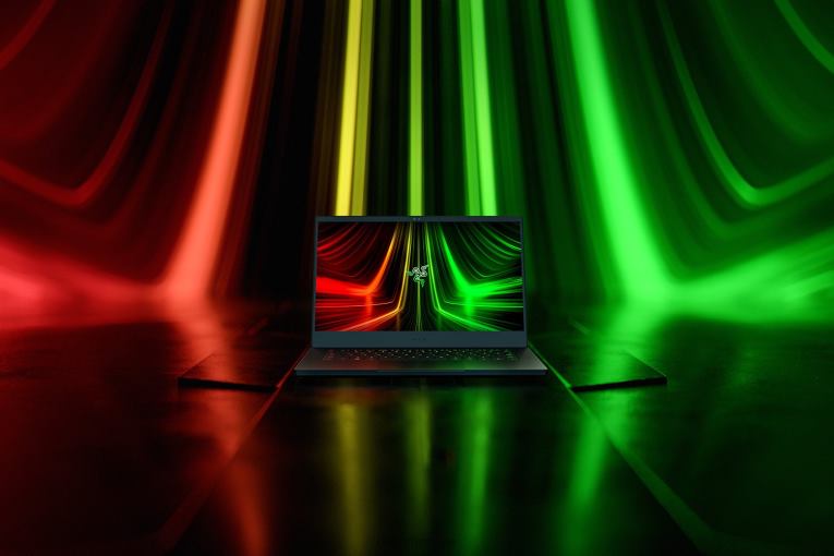 Razer nešiojamas kompiuteris vienos spalvos pritaikykite savo peiliuką 14 ZNZXF5