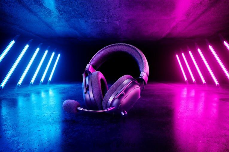 Razer žaidimų garsas juodas blackshark v2 pro ZNZXF85