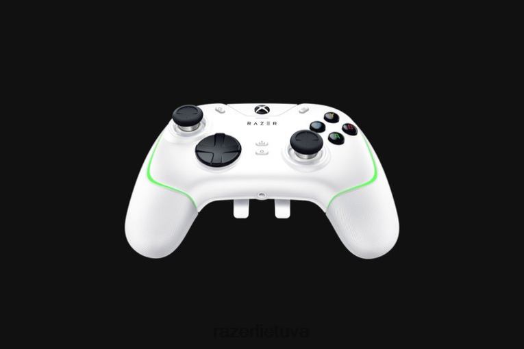 Razer konsolė baltas Wolverine v2 chroma ZNZXF161