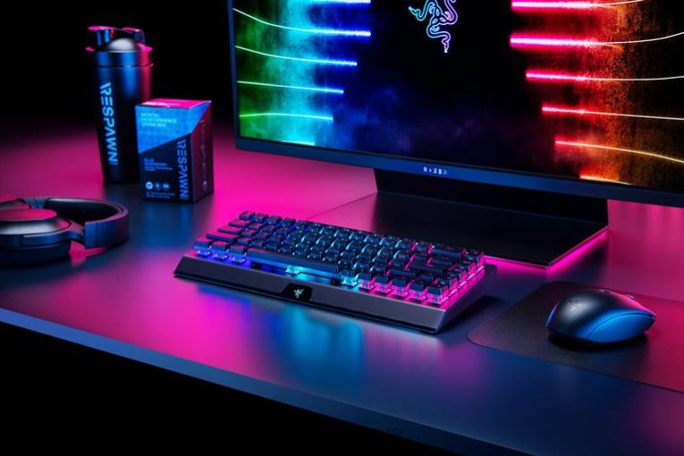 Razer klaviatūra juodas blackwidow v3 mini hyperspeed – fantominis leidimas – geltonas jungiklis – mus ZNZXF64