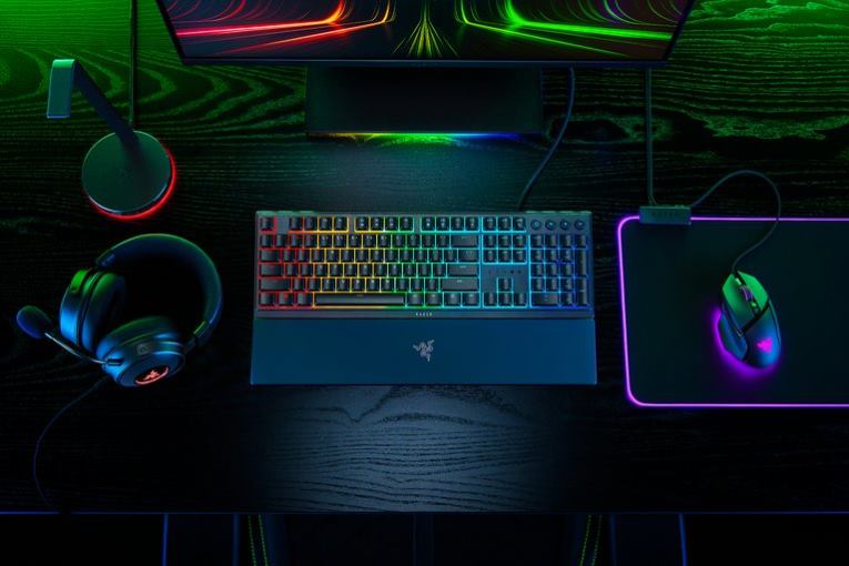 Razer klaviatūra vienos spalvos ornata v3 – mus ZNZXF75