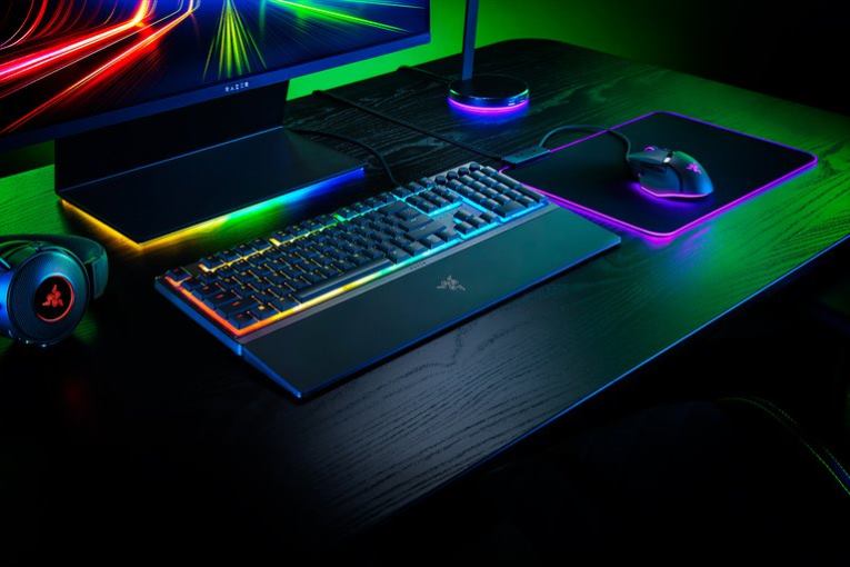 Razer klaviatūra vienos spalvos ornata v3 – mus ZNZXF75